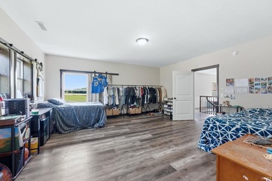 Rare opportunity to own a one-of-a-kind shop house on 11 - photo 24