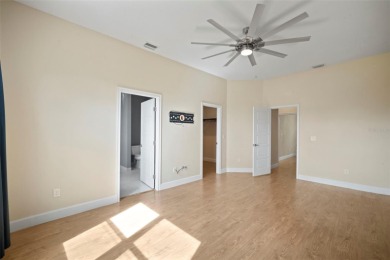 Nestled in the desirable Palmetto Beach enclave mere minutes - photo 31