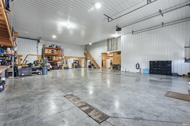 Rare opportunity to own a one-of-a-kind shop house on 11 - photo 35