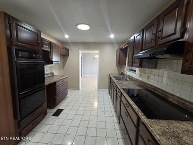 Explore this stunning 2338 sq. ft. limited handicap accessible - photo 6