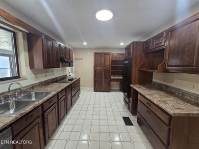 Explore this stunning 2338 sq. ft. limited handicap accessible - photo 7