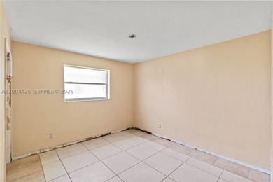 Unlock the potential of this hidden gem located in a quiet - photo 17