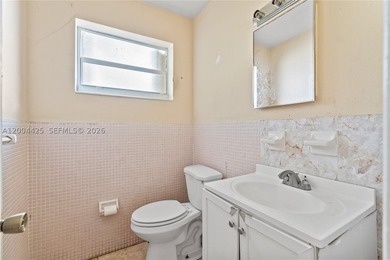 Unlock the potential of this hidden gem located in a quiet - photo 22