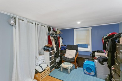 Charming and inviting 3-bedroom beachside retreat filled with - photo 27