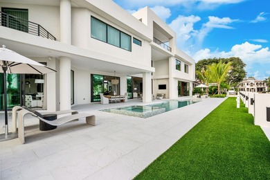 ''New'' Modern/Organic-inspired Sanctuary Point Estate sited on - photo 58