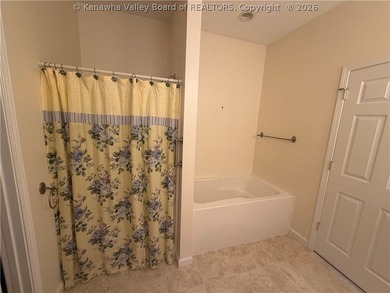 MAINTENANCE-FREE LIVING IN GATED COMMUNITY! THIS ONE-OWNER, ONE - photo 12