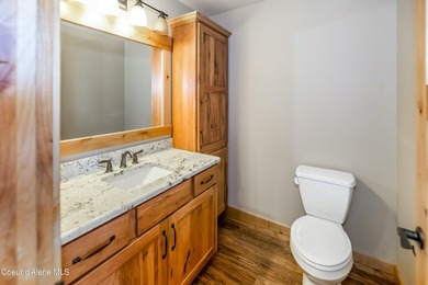 Welcome to 'Grandview 'Jumbo' Condos', a fusion of luxury and - photo 15