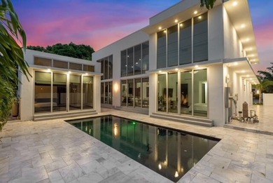 LOCATION IS EVERYTHING! IN THE HEART OF EAST BOCA RATON, THIS - photo 5
