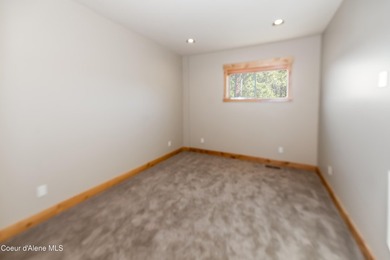 Welcome to 'Grandview 'Jumbo' Condos', a fusion of luxury and - photo 17