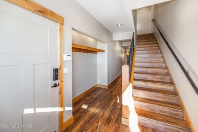 Welcome to 'Grandview 'Jumbo' Condos', a fusion of luxury and - photo 18