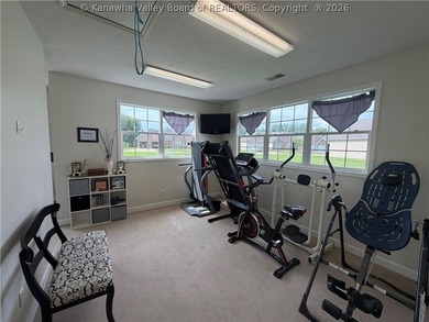 MAINTENANCE-FREE LIVING IN GATED COMMUNITY! THIS ONE-OWNER, ONE - photo 21