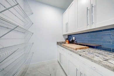 Experience luxury and space in this stunning estate located in - photo 21