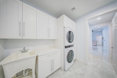 Experience luxury and space in this stunning estate located in - photo 23