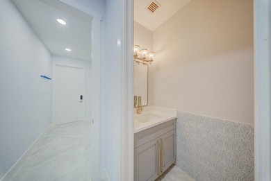 Experience luxury and space in this stunning estate located in - photo 24