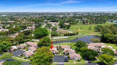 Charming 2-Bedroom, 2-Bath Villa in Desirable Deer Creek! - photo 3
