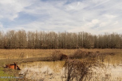 Welcome to Floweree, a true sportsman's paradise in the - photo 59
