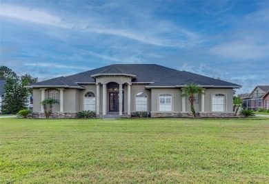 Lake Home For Sale in Auburndale, Florida