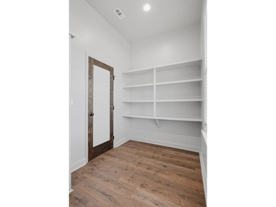 Experience elevated new construction in Pointers Ridge, South - photo 15