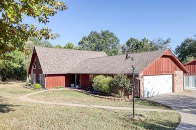 Charming Longtown Home on Over an Acre with Lovely Guest House - photo 4
