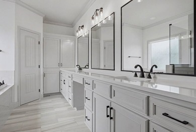 Experience elevated new construction in Pointers Ridge, South - photo 25