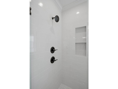 Experience elevated new construction in Pointers Ridge, South - photo 29