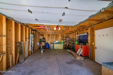 Chalet Style Cabin on a level lot with a Single-Car Detached - photo 30
