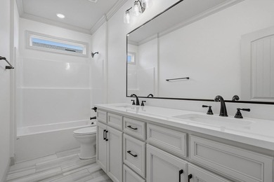Experience elevated new construction in Pointers Ridge, South - photo 36