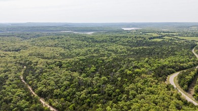 This 32 +/- acre tract in Boone County offers a prime - photo 6