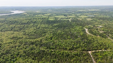 This 32 +/- acre tract in Boone County offers a prime - photo 9