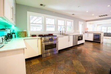 Located in the heart of Charleston's vibrant Eastside - photo 16