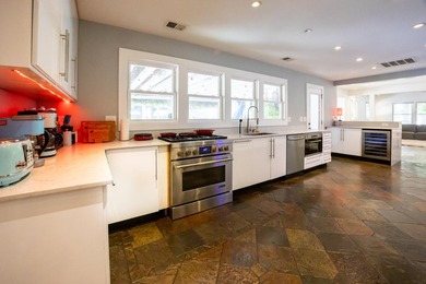 Located in the heart of Charleston's vibrant Eastside - photo 17