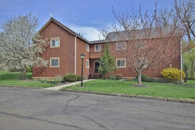 Welcome to easy, affordable living in Beacon's sought-after - photo 22