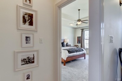Price Improvement. Umatched Value! This one owner home perfectly - photo 23