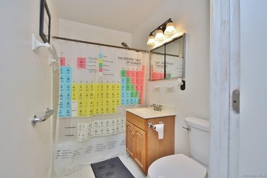 Welcome to easy, affordable living in Beacon's sought-after - photo 26