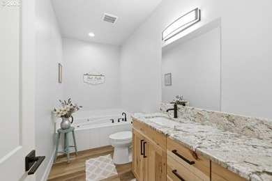 Gorgeous custom 4bed/3bath + office home on 5.63 acres. Back - photo 29