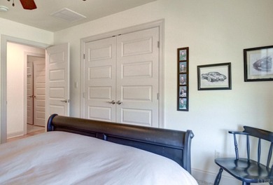 Price Improvement. Umatched Value! This one owner home perfectly - photo 34