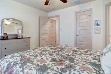Price Improvement. Umatched Value! This one owner home perfectly - photo 38
