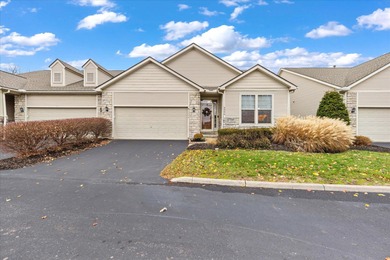 Lake Condo For Sale in Hilliard, Ohio