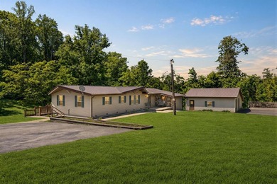 Dale Hollow Lake Home For Sale in Albany Kentucky