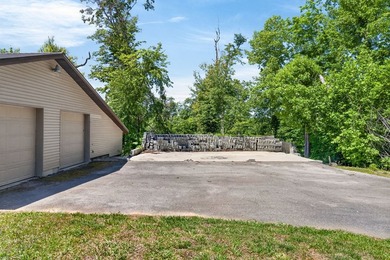 Exceptional location just minutes from Wisdom Dock Marina and - photo 6