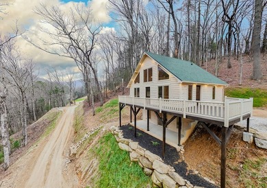 Welcome to your dream mountain retreat in the newly developed - photo 3
