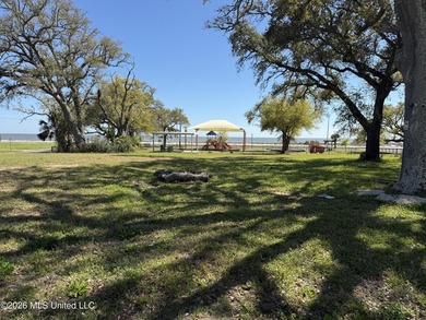 Beautiful piece of land with stunning outlooks towards the US 90 - photo 2