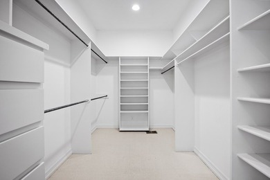 Wonderful home located in premier Riverhill section of Highridge - photo 18