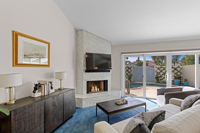 Beautifully renovated corner unit townhouse with high-end - photo 10