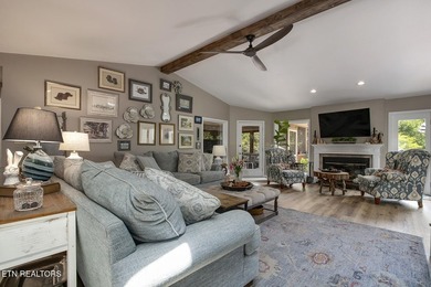 Beautifully updated ranch home where golf course views, lake - photo 9