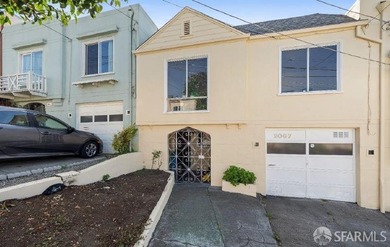 Perched atop desirable Silver Terrace, this charming home offers - photo 1
