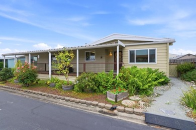 Major price Adjustment! Spacious, updated home in the - photo 3