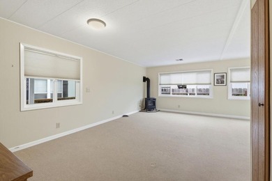 Major price Adjustment! Spacious, updated home in the - photo 6