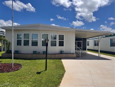 Caloosahatchee River Home For Sale in North Fort Myers Florida