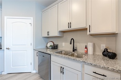 290 Plaza Beach Drive unit: 5B